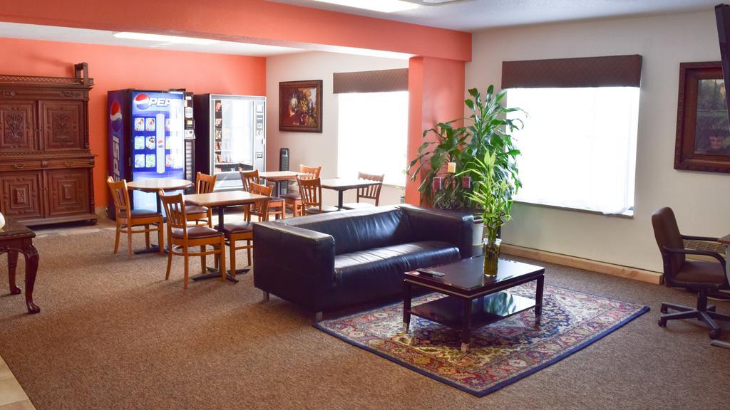 6-springfield, Oh Hotel