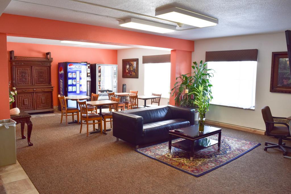 6-springfield, Oh Hotel